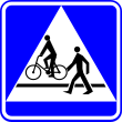 przejście dla pieszych i przejazd dla rowerzystów